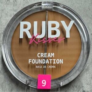 Cream Foundation - Tan